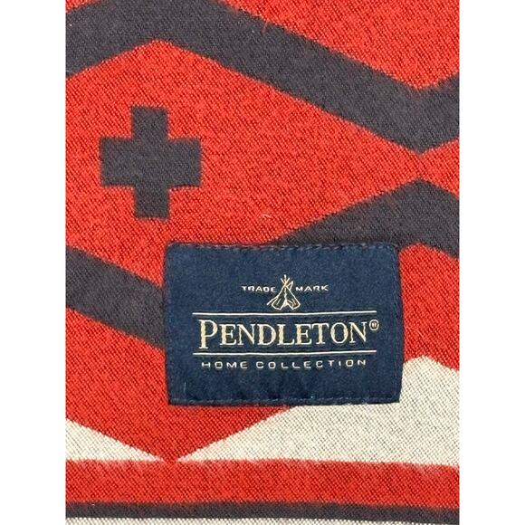 Pendleton Home Collection Aztec Throw Blanket 70”x48” Western Reversible Red - Picture 6 of 7